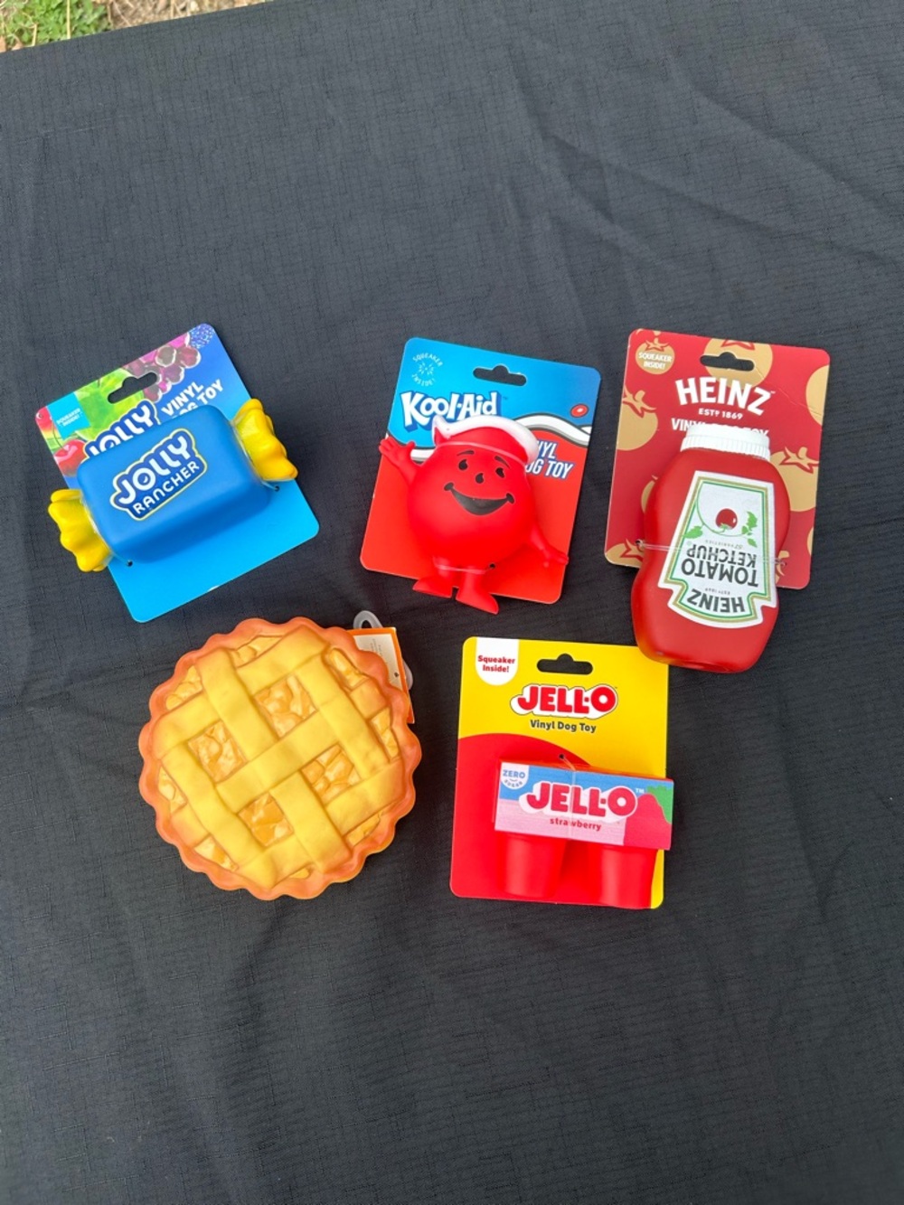 🐾2/$8 5 pc.PLAY FOOD SQUEAKER TOYS